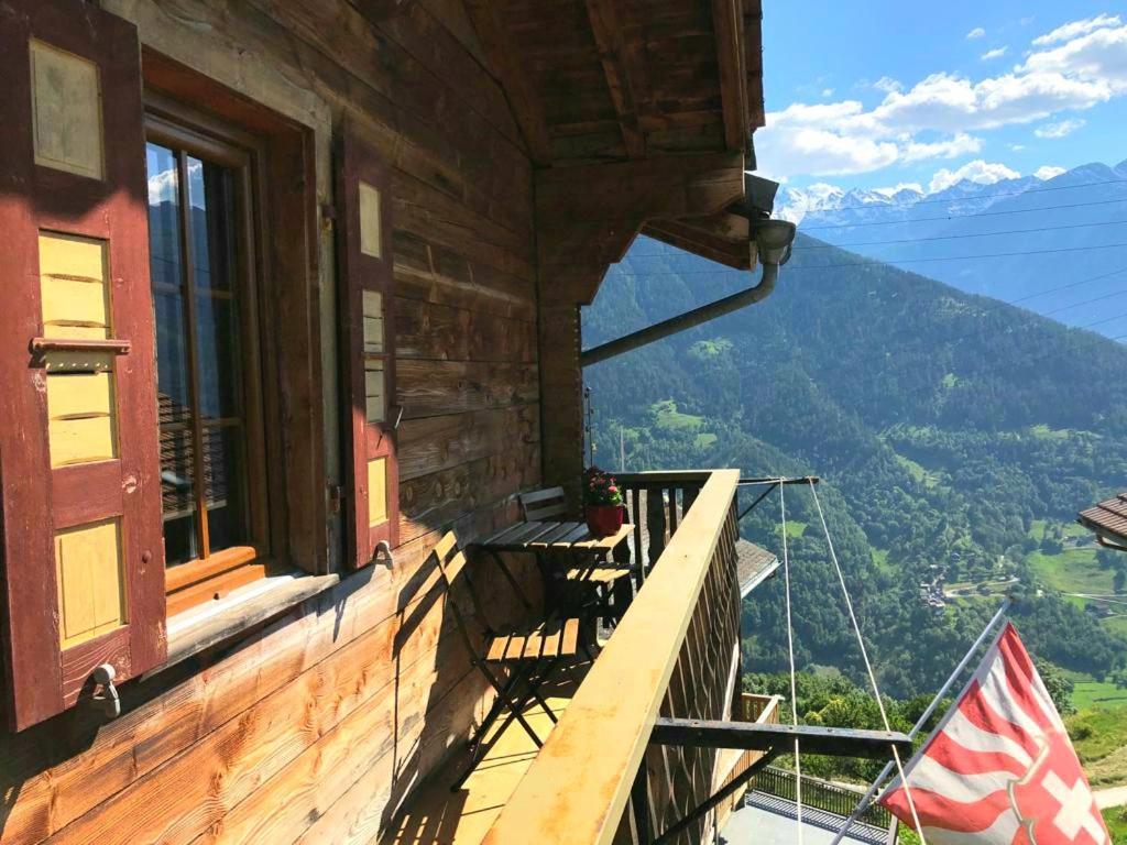 Appartement "Le Ver Luisant" A Saint-Martin, Val D'Herens, Valais エクステリア 写真