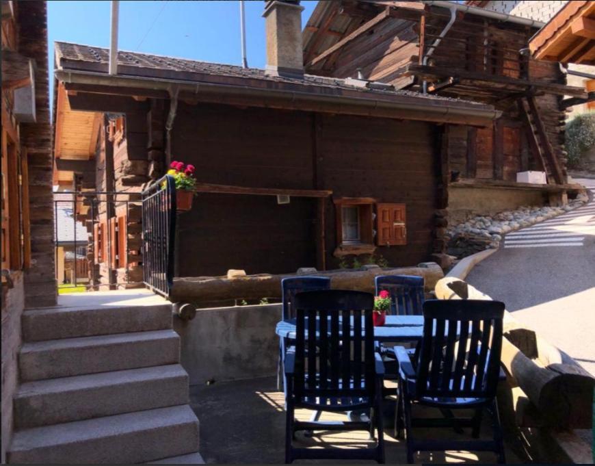 Appartement "Le Ver Luisant" A Saint-Martin, Val D'Herens, Valais エクステリア 写真